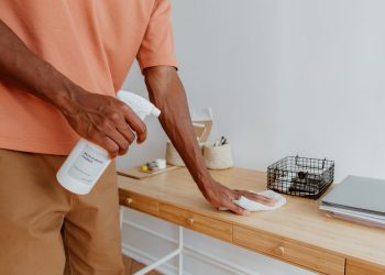 5 Ways to Keep Your Workspace Tidy and Clean