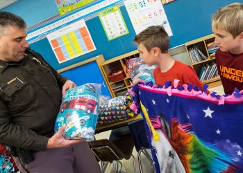 Fleece Blankets Donated to Sheriff’s Office