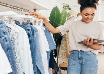 What to Expect When Starting a Wholesale Boutique Clothing Business